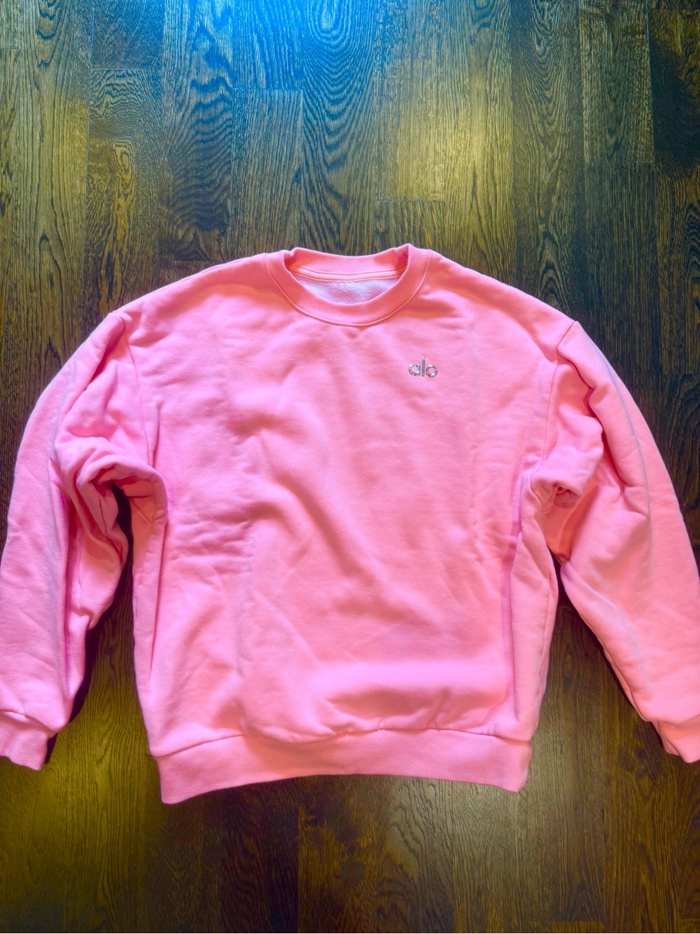 ALO Yoga Accolalde Crewneck in Neon Bubblegum